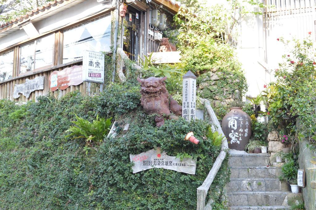 Guest House Fukutomi - Female Only Naha Exterior foto